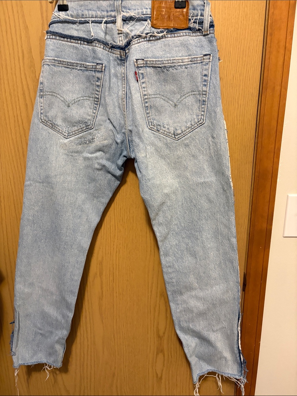 Levi's Men's Light Wash Slim Straight Jeans - Faded Blue